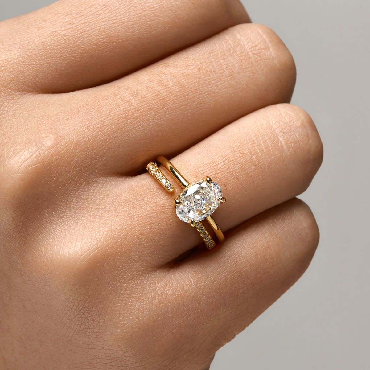Ovale Solitaire Ring – 14K Goud