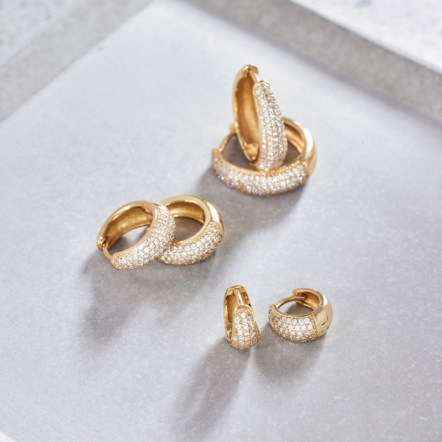Rosa oorbellen | 18k Goud