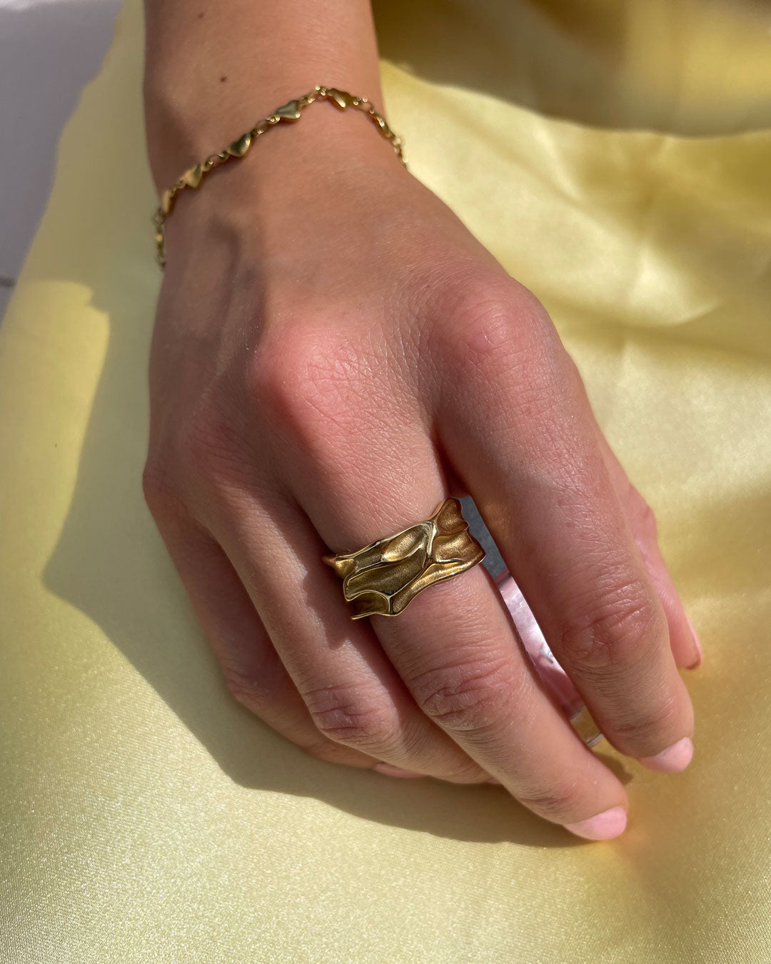 Rosa Big ring | 18K Goud