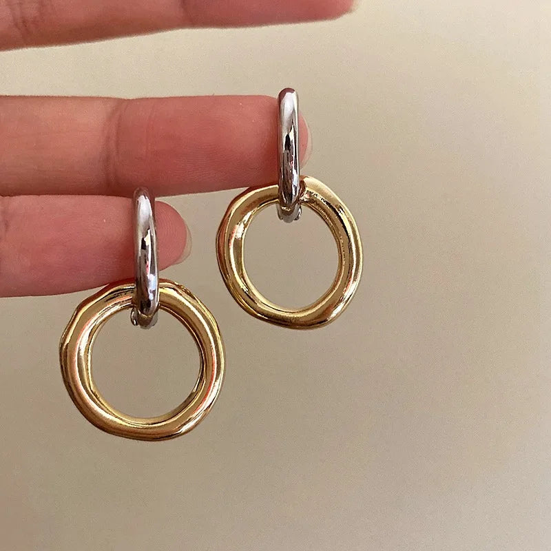 AVA OORKNOPJES IN TWEE KLEUREN