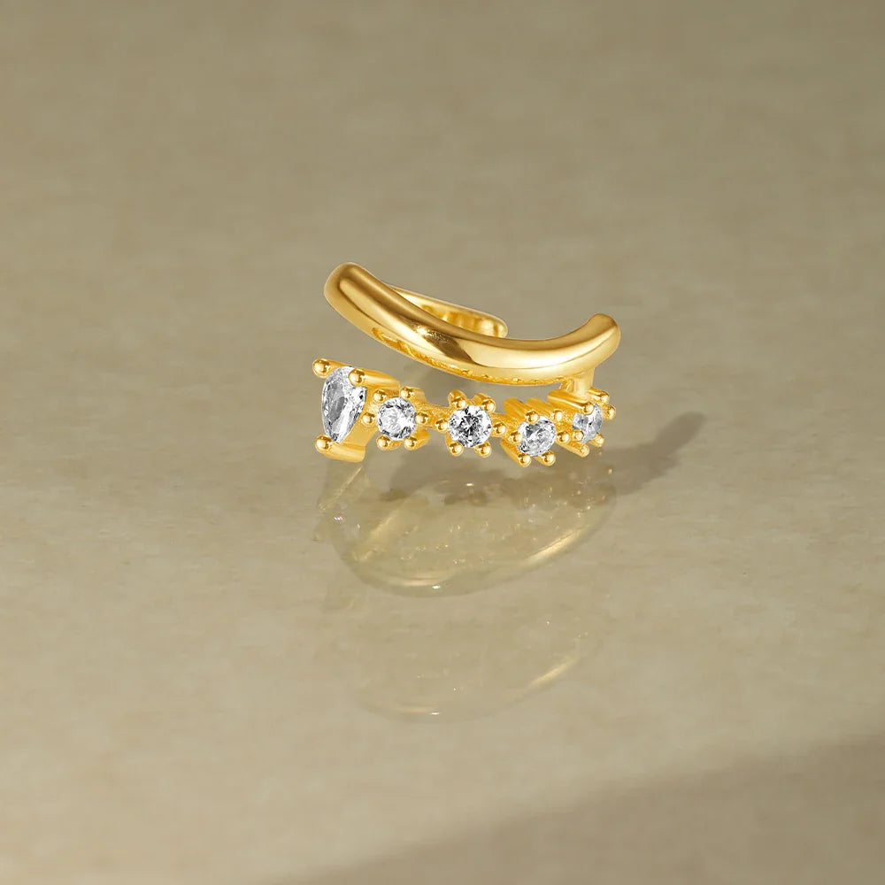 NYLA DUBBELLAAGSE EAR CUFF
