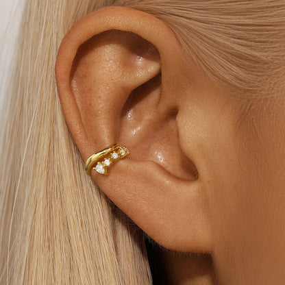 NYLA DUBBELLAAGSE EAR CUFF